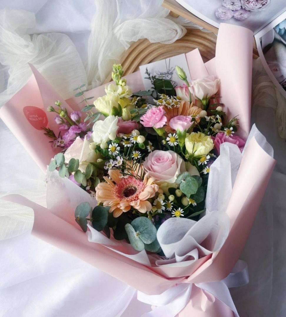 Fresh Flower Bouquet - Florist Pick
